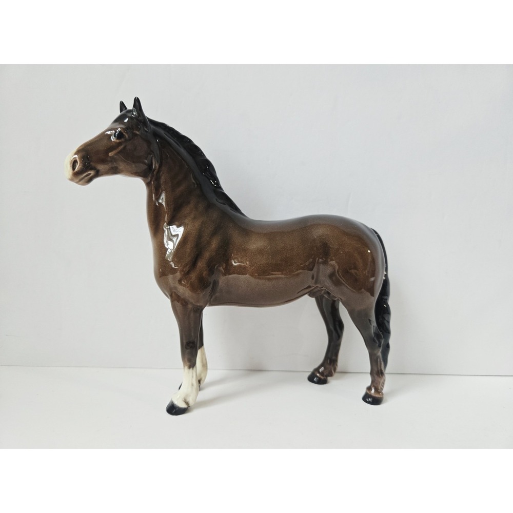 Beswick England bay horse figurine pony facing left Welsh Cob
